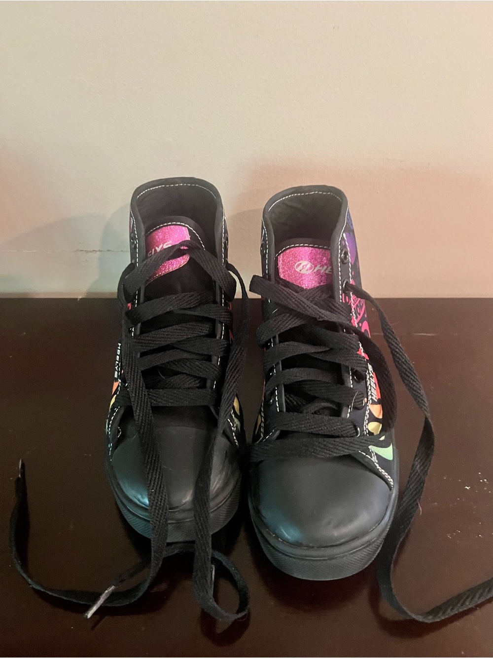 Size 3 Heelys girls